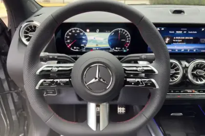 Photo 17 Mercedes GLA  250 e Hybrid EQ 8G-DCT
