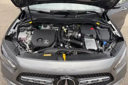 Photo 15 Mercedes GLA  250 e Hybrid EQ 8G-DCT