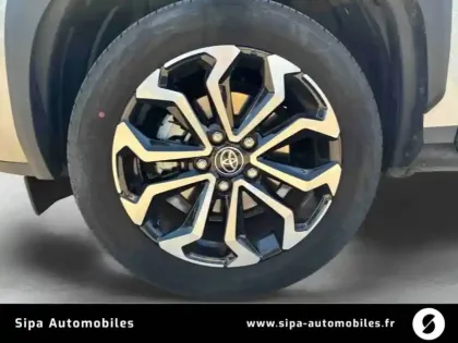 Photo 8 Toyota Yaris  Cross Hybride 116h 2WD