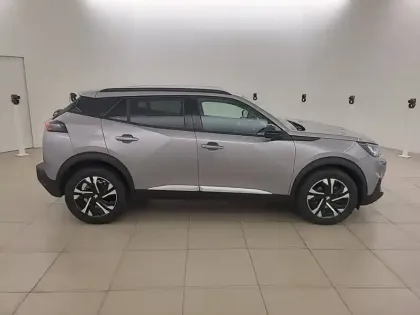 Photo 32 Peugeot 2008  BlueHDi 110 S&S BVM6
