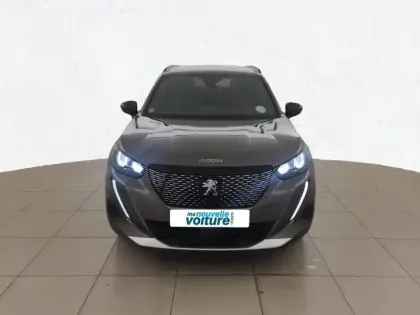 Photo 8 Peugeot 2008  PureTech 130 S&S EAT8
