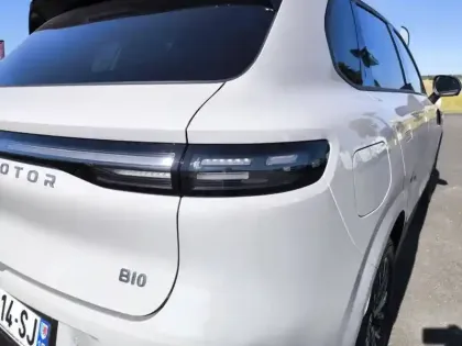Photo 16 Leapmotor B10  REEV 18.8 kWh - 160 kW