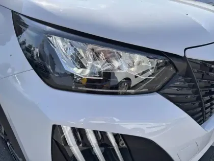 Photo 15 Peugeot 2008  Hybrid 110 e-DCS6