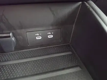 Photo 42 Renault Symbioz  E-Tech full hybrid 145