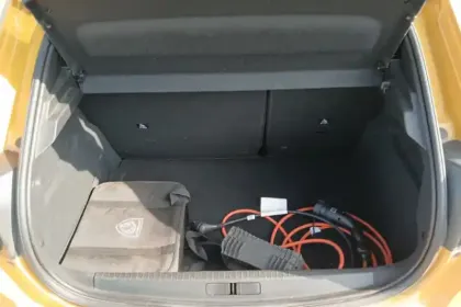 Photo 8 Peugeot 208  Electrique 50 kWh 136ch