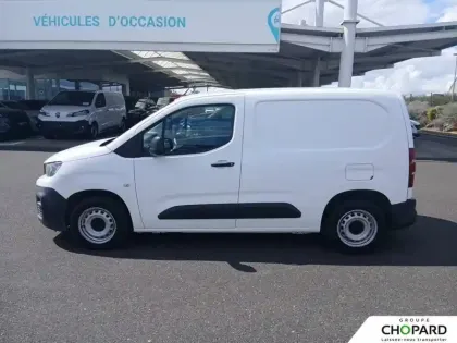Photo 31 Peugeot Partner  FOURGON STANDARD 650 KG BLUEHDI 100 S&S BVM5