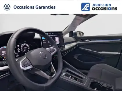 Photo 12 Volkswagen Golf  1.5 eHybrid 204 DSG6