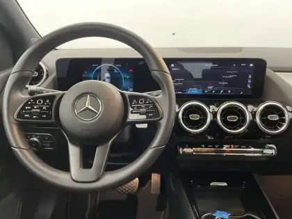 Photo 21 Mercedes Classe B  200 d 8G-DCT