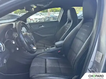 Photo 10 Mercedes GLA  180 d 7-G DCT