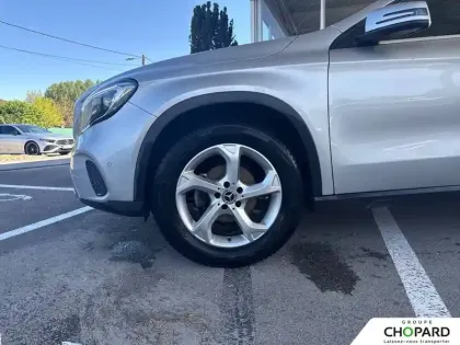 Photo 22 Mercedes GLA  180 d 7-G DCT
