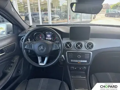 Photo 11 Mercedes GLA  180 d 7-G DCT