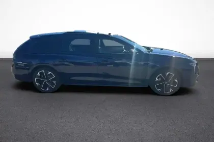 Photo 6 Peugeot 508  SW Hybrid 225 e-EAT8