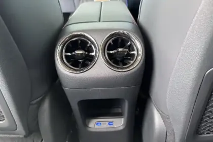 Photo 32 Mercedes GLB  250+ EQ