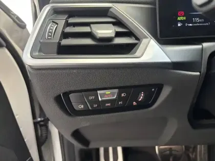 Photo 38 BMW Serie 3 320d 190 ch BVA8