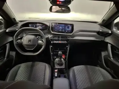 Photo 17 Peugeot 2008  100 S&S BVM6