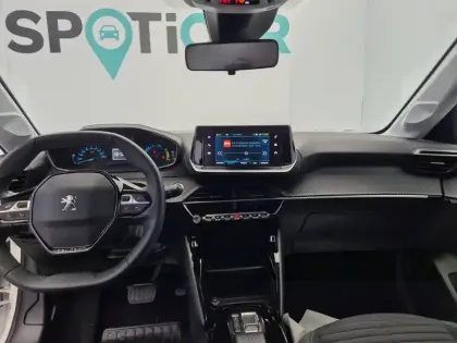 Photo 7 Peugeot 208  Electrique 50 kWh 136ch
