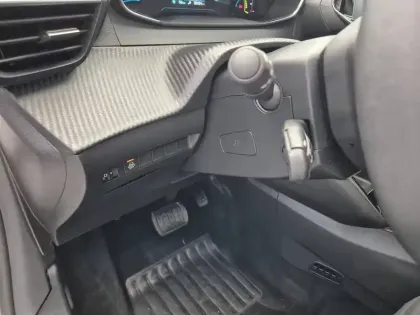 Photo 25 Peugeot 208  Electrique 50 kWh 136ch