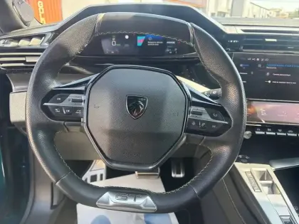 Photo 30 Peugeot 408  PHEV 225 e-EAT8