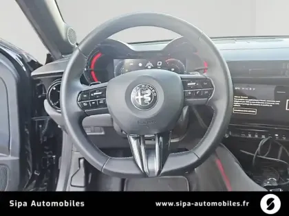 Photo 13 Alfa Romeo Junior  1.2 Ibrida 136 ch eDCT6