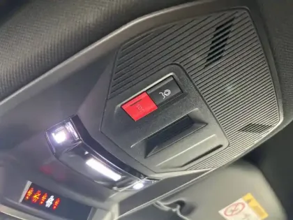 Photo 25 Peugeot 308  PHEV 180 e-EAT8
