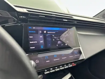 Photo 20 Peugeot 308  PHEV 180 e-EAT8