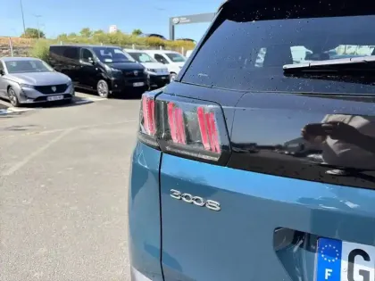 Photo 16 Peugeot 3008  Puretech 130ch S&S EAT8