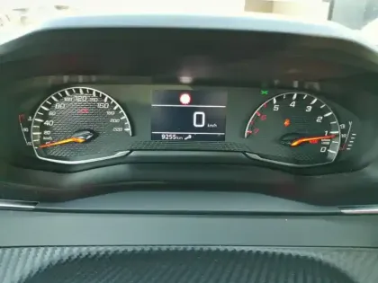 Photo 9 Peugeot 2008  PureTech 100 S&S BVM6
