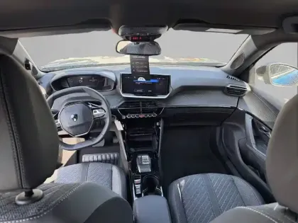 Photo 7 Peugeot 2008  Hybrid 110 e-DCS6