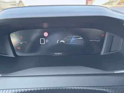 Photo 9 Peugeot 2008  Hybrid 110 e-DCS6