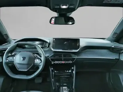 Photo 7 Peugeot 2008  PureTech 130 S&S EAT8