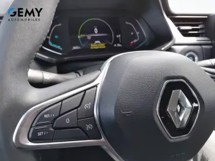 Photo 35 Renault Captur  E-Tech 145 - 21