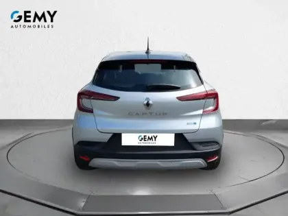 Photo 22 Renault Captur  E-Tech 145 - 21