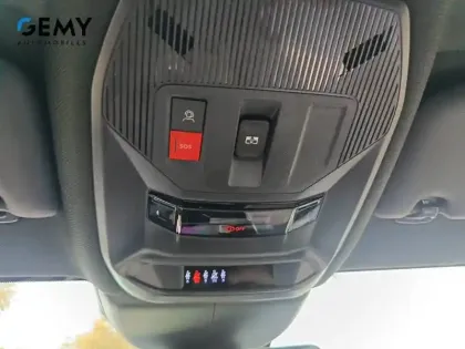 Photo 31 Peugeot 408  PHEV 225 e-EAT8