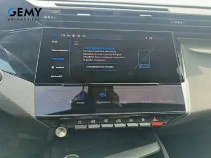 Photo 24 Peugeot 408  PHEV 225 e-EAT8