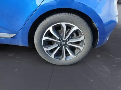 Photo 11 Renault Clio  E-Tech full hybrid 145 ch GSR2