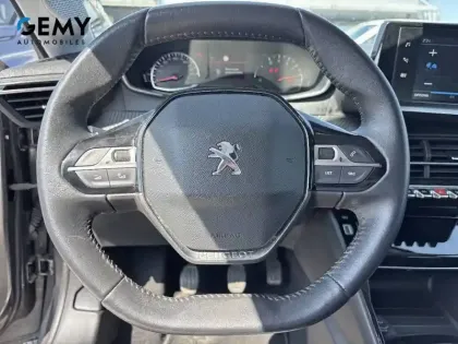 Photo 12 Peugeot 208  PureTech 100 S&S BVM6