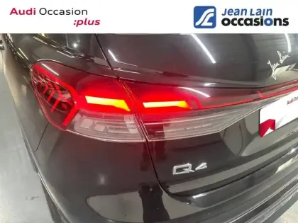 Photo 21 Audi Q4 e-tron  40 204 ch 82 kWh