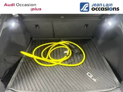 Photo 9 Audi Q4 e-tron  40 204 ch 82 kWh