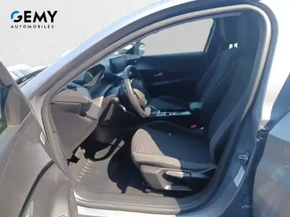 Photo 8 Peugeot 208  Electrique 50 kWh 136ch