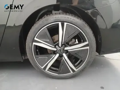 Photo 9 Peugeot 308  SW PureTech 130ch S&S EAT8