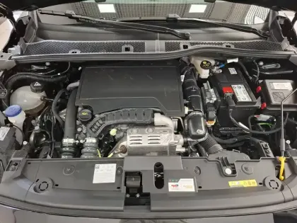 Photo 33 Peugeot 208  100 S&S BVM6