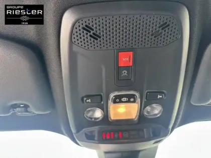 Photo 30 Peugeot 2008  PureTech 100 S&S BVM6
