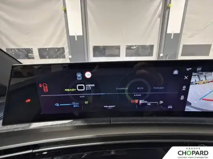 Photo 16 Peugeot 5008  Plug-in Hybrid 225 ch e-DCS7