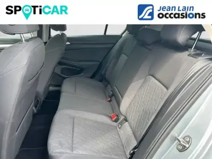 Photo 27 Volkswagen Golf  1.5 eTSI EVO2 116 DSG7