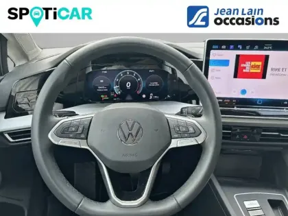 Photo 25 Volkswagen Golf  1.5 eTSI EVO2 116 DSG7