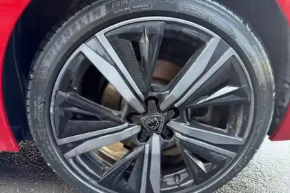 Photo 12 Peugeot 308  PHEV 225 e-EAT8