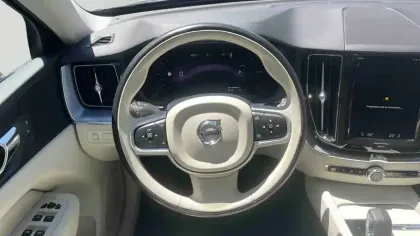 Photo 5 Volvo XC60  T6 Recharge AWD 253 ch + 145 ch Geartronic 8