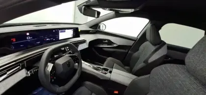 Photo 12 Peugeot 3008  Hybrid 145 e-DCS6