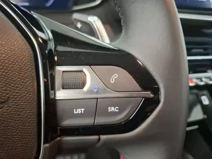 Photo 22 Peugeot 208  Hybrid 110 e-DCS6