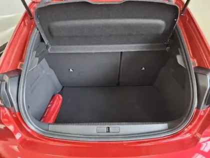 Photo 8 Peugeot 208  Hybrid 110 e-DCS6